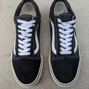 Classic Vans Shoes Women's 9